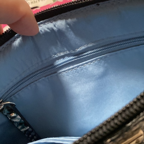 🎃Blue and White Snakeskin Clutch - Picture 5 of 6